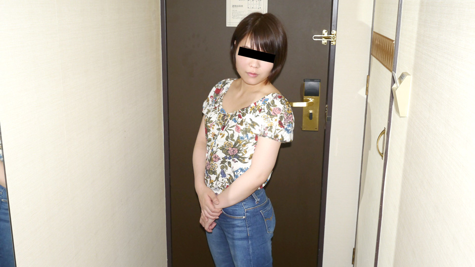 092320_01 緊張気味の素人娘を優しく調教しちゃいます